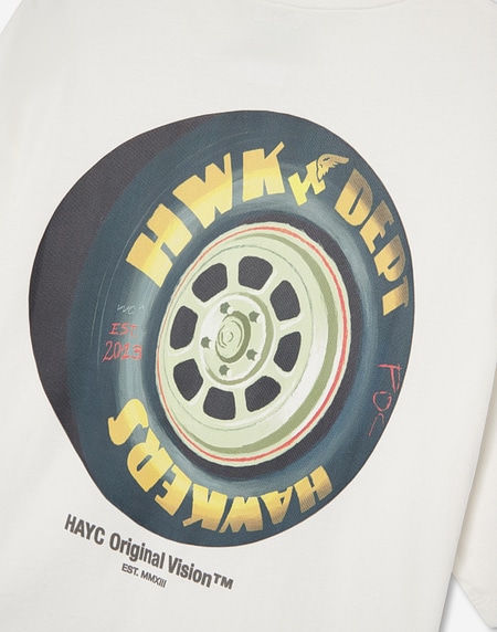 TEES Hawkers213 TIRE TEE - Washed Ecru