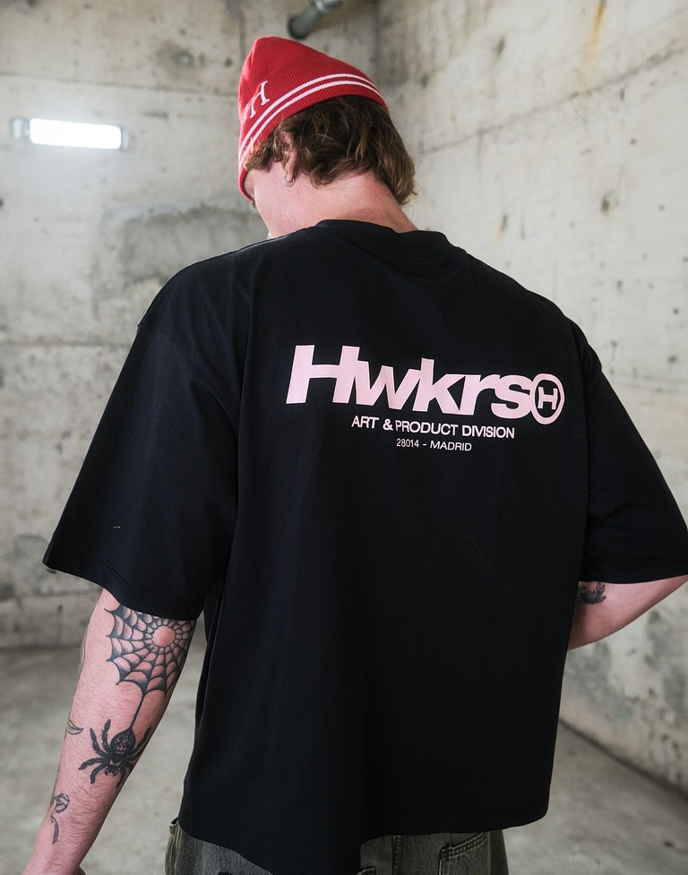 TEES Hawkers213 BOLD TEE - Black